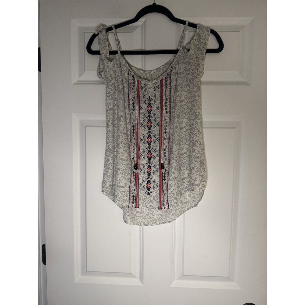 Xhilaration Cold Shoulder Tank Top W Bohemian Details And Ties XS